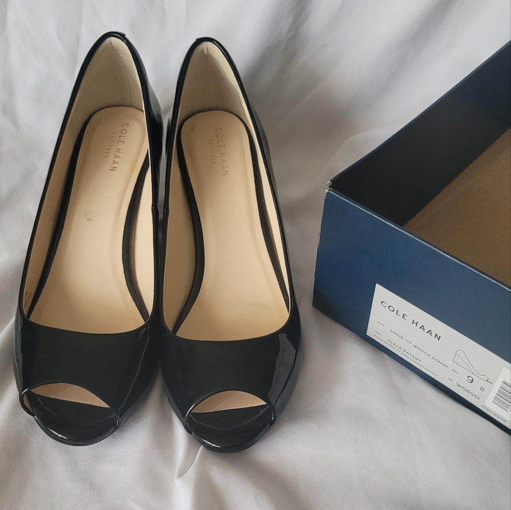 Black COLE HAAN Sadie Open Toe Wedge-Size 9